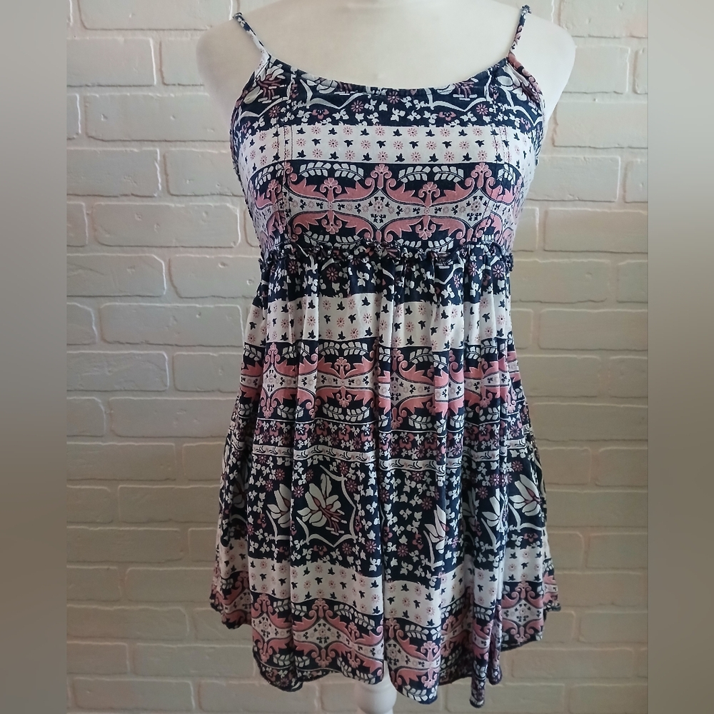 Women's Lightweight Spaghetti Strap Top